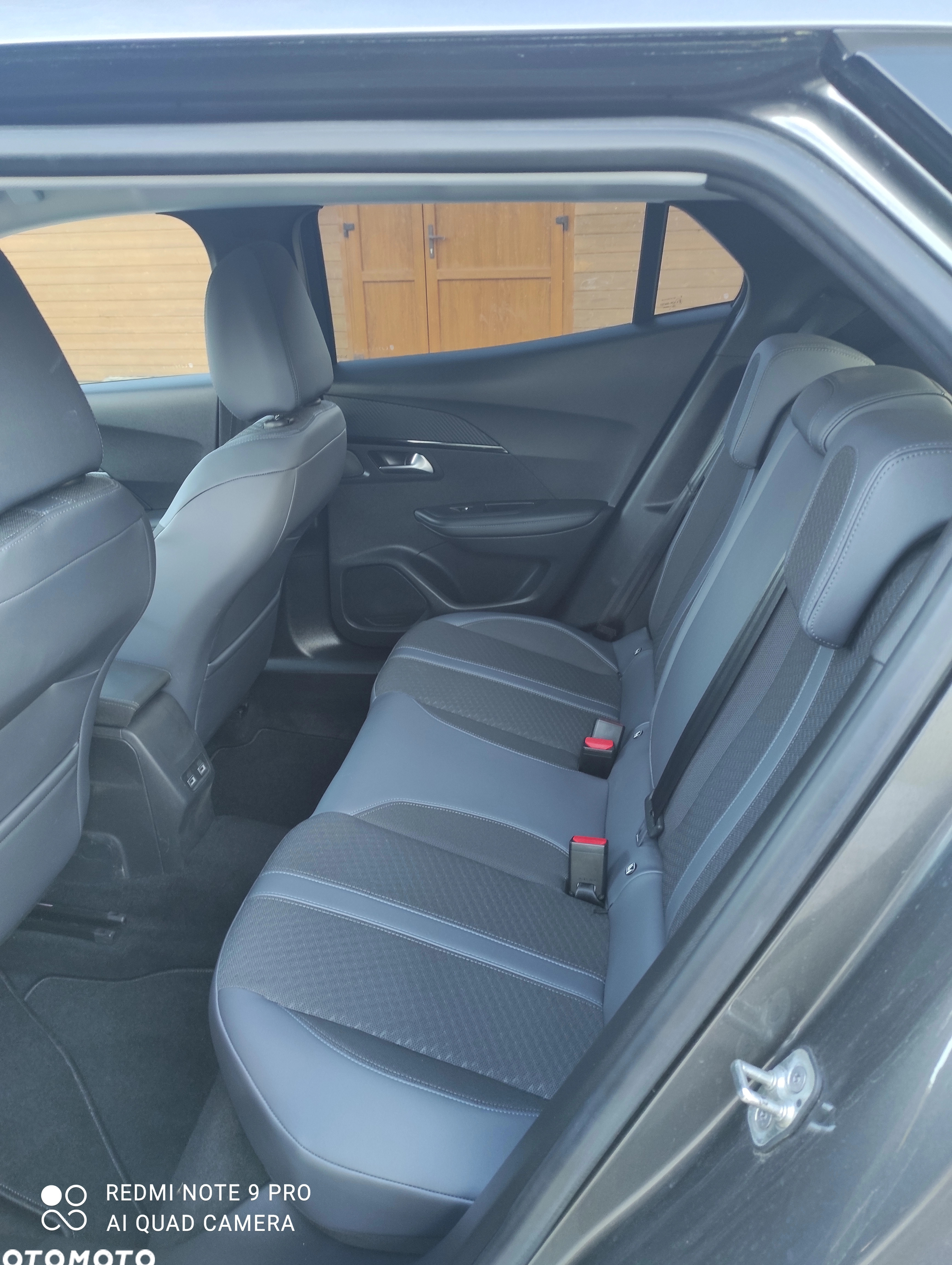 Peugeot 2008 cena 79500 przebieg: 35600, rok produkcji 2020 z Sanok małe 67